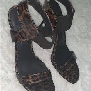 Donald J. Plumber Sandals